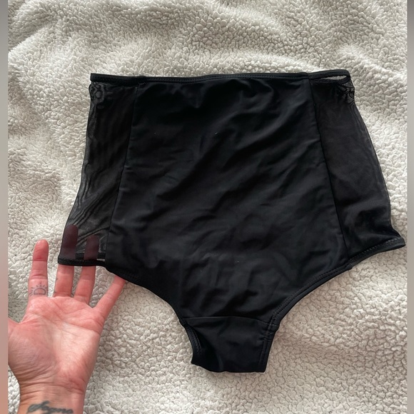 High waisted Black Boy Short Bikini Bottoms w/Sheer Mesh sides—Small, Never Worn - Picture 2 of 6